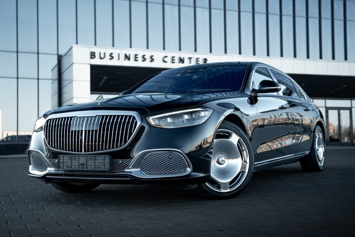 Mercedes-Maybach S680