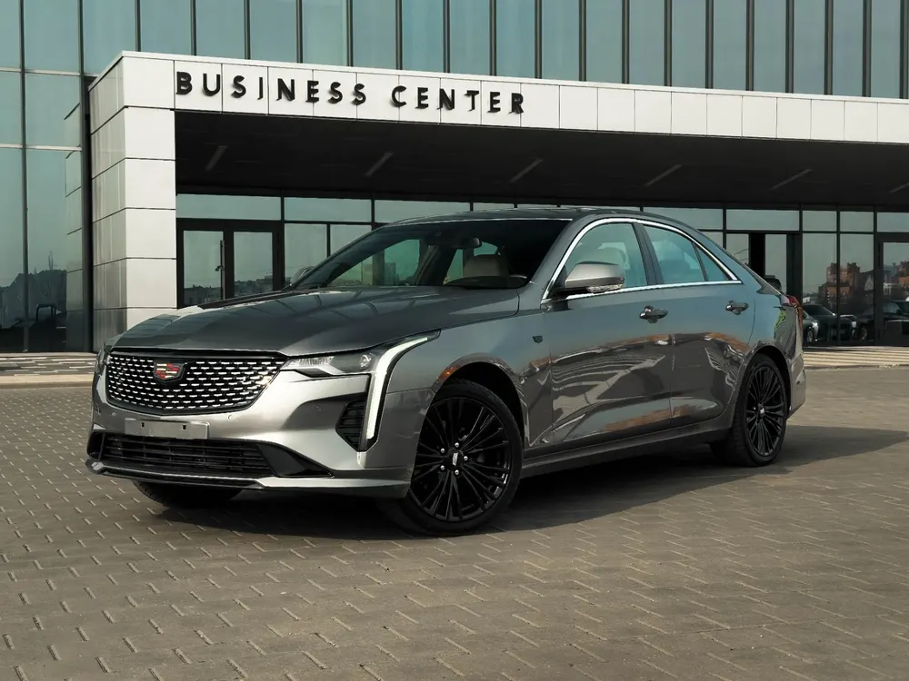 Cadillac CT4 AWD