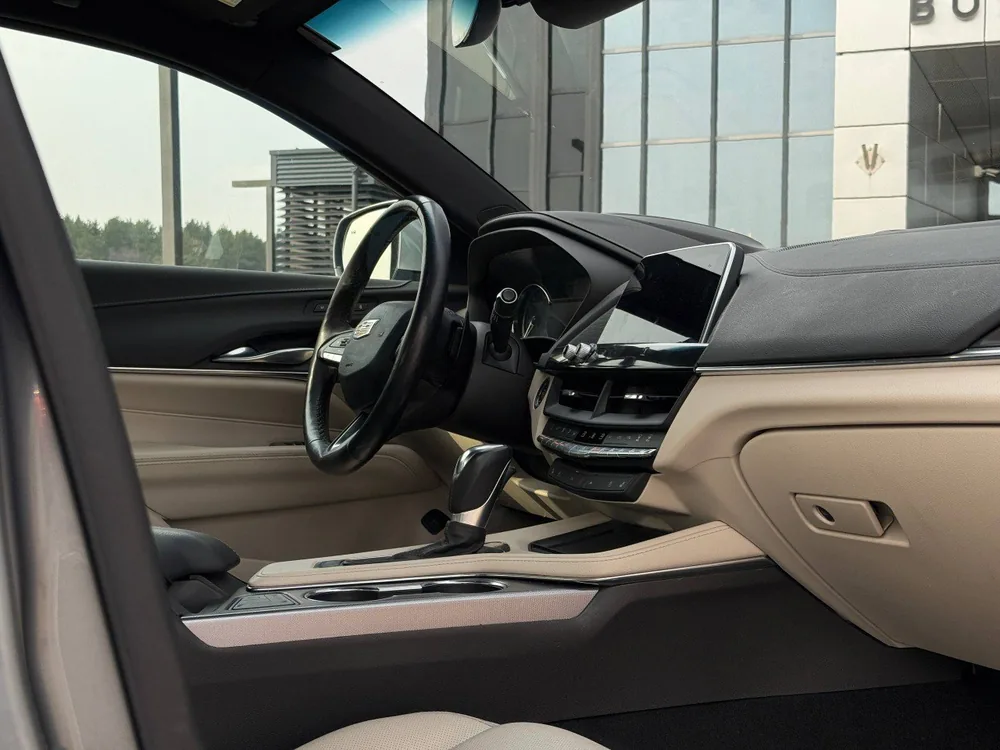 Cadillac CT4 AWD — фото 2