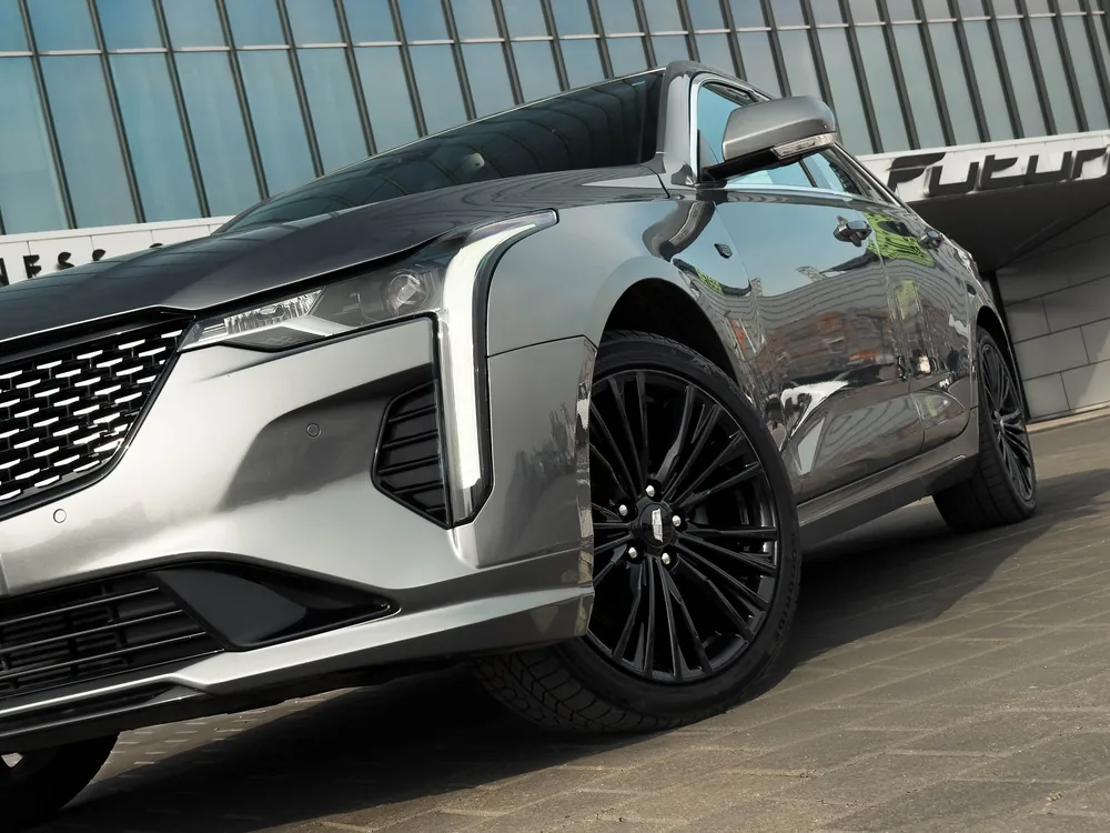 Cadillac CT4 AWD — фото 8