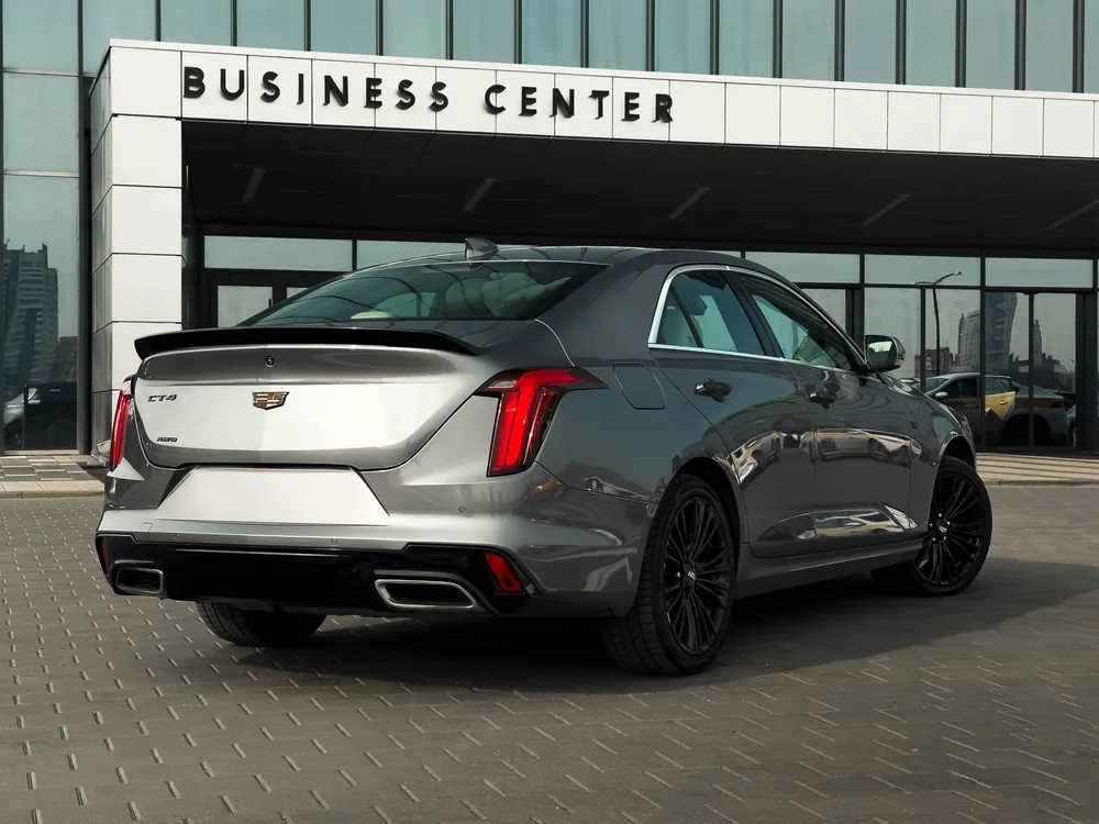 Cadillac CT4 AWD — фото 6