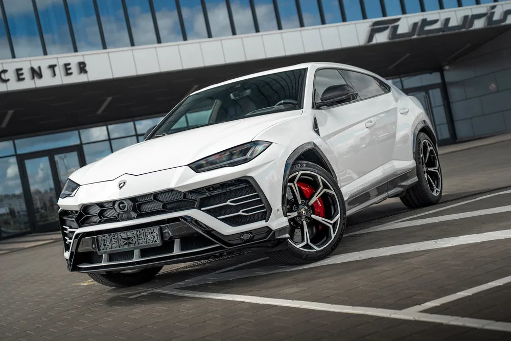 Lamborghini Urus — фото 15