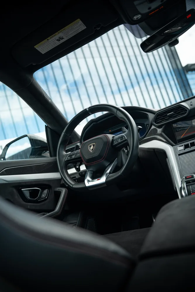Lamborghini Urus — фото 19