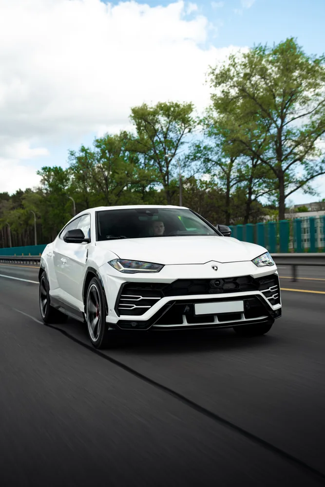 Lamborghini Urus — фото 7