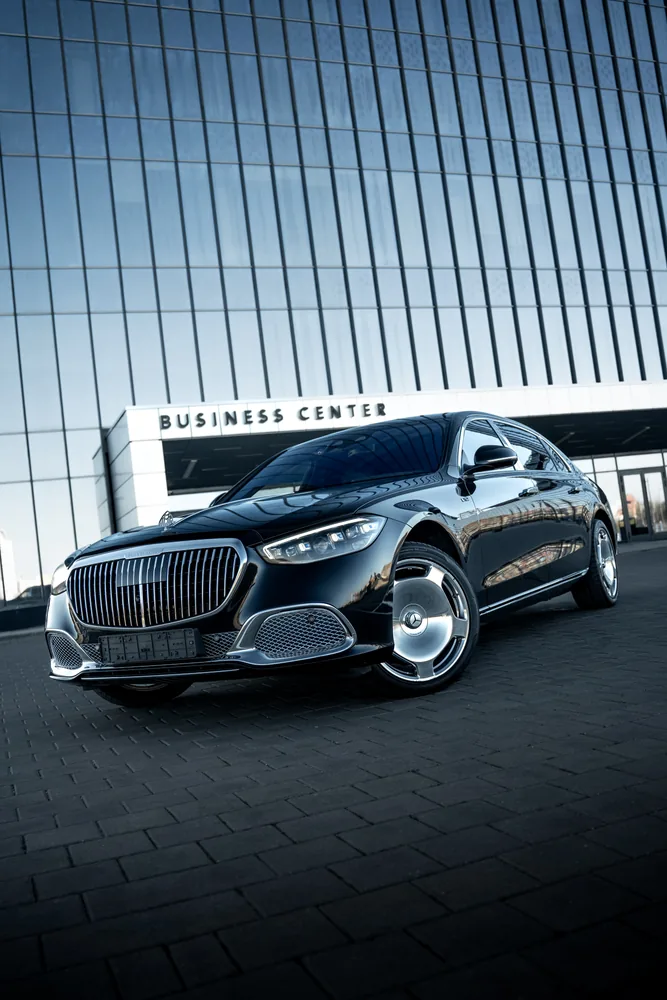 Mercedes-Maybach S680 — фото 11
